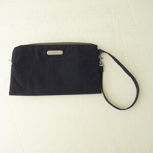 Baggallini RFID Wristlet Wallet Organizer Navy Blue Solid Travel Pouch